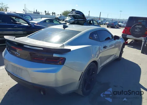 2017 Chevrolet Camaro 1Lt z USA, uszkodzony, nr VIN 1G1FB1RS3H0112195